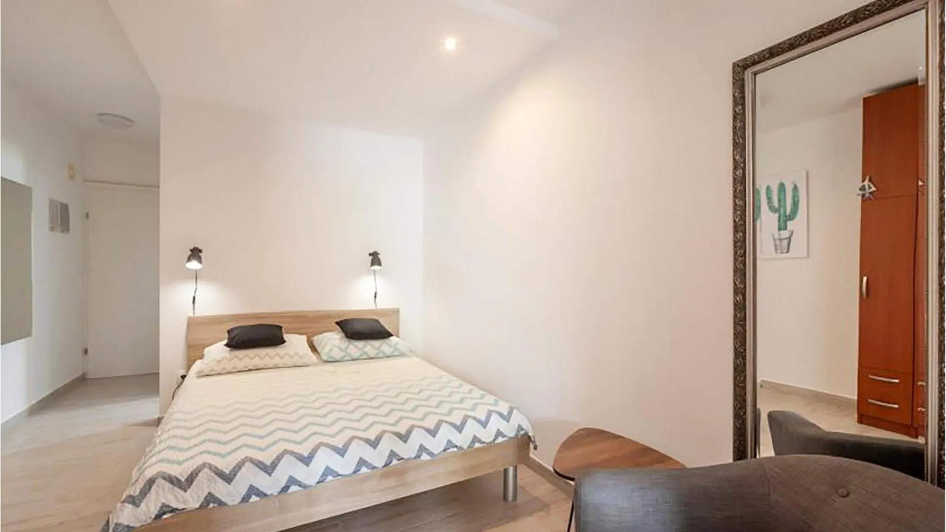 Awesome Apartment In Povljana With Kitchen 0*,