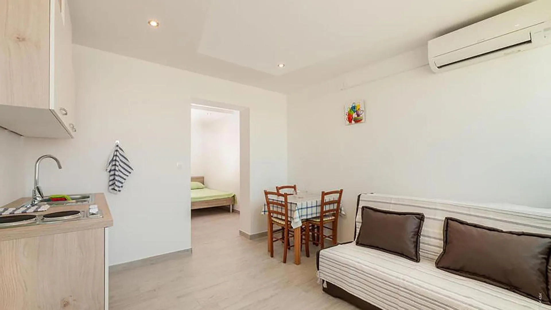 Awesome Apartment In Povljana With Kitchen Croatia